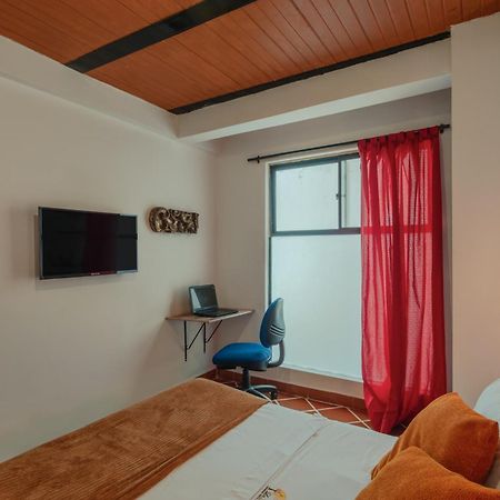 Casa Los Naranjos Hostal Hotel Medellín Kültér fotó