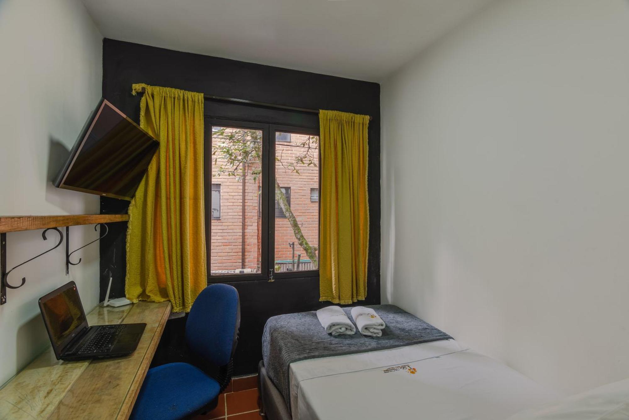 Casa Los Naranjos Hostal Hotel Medellín Kültér fotó