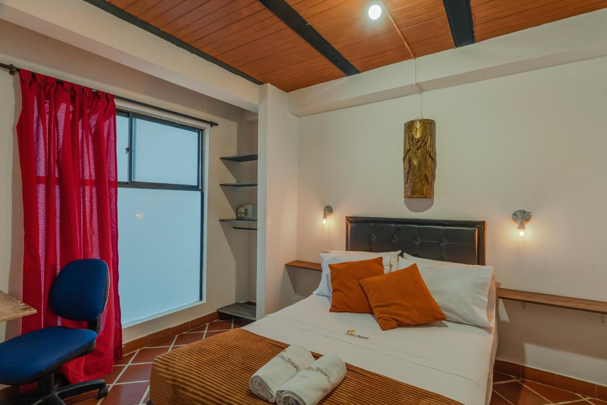 Casa Los Naranjos Hostal Hotel Medellín Kültér fotó